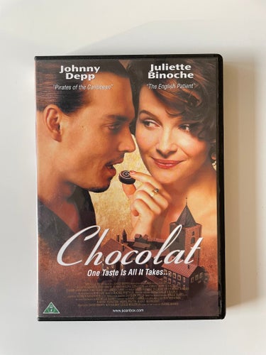 Chocolat DVD Johnny Depp och Juliette Binoche. Svensk text.