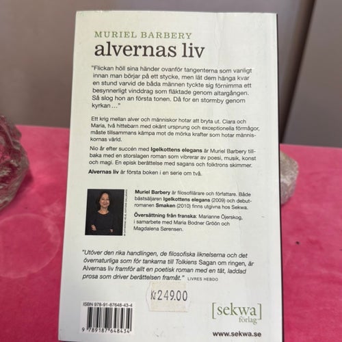 Alvernas liv av Muriel Barbery, 2015