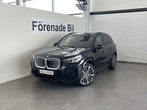 BMW iX1 xDrive30, 306hk, 2026