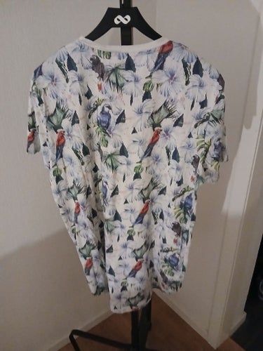 Somrig t-shirt från Jack & Jones