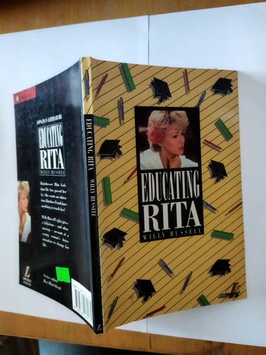 Educating Rita by Willy Russell. bok, häftad. Very Good+
