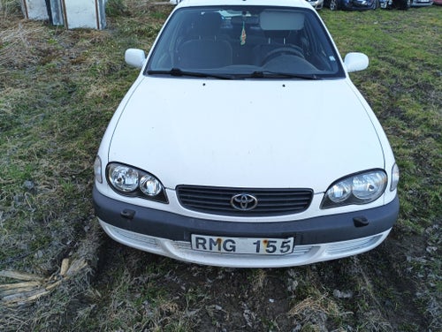 Toyota Corolla Liftback 1.4 VVTi 2000 Årsm
