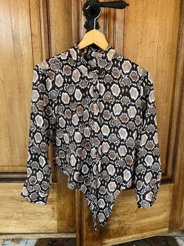 River Island Petite brun, svart och vit skjorta, storlek 12 (motsvarar medium)