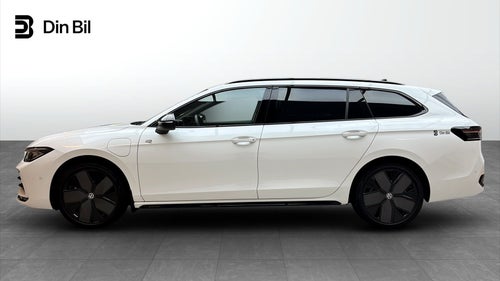 Volkswagen Passat Variant eHybrid R-LINE 1.5 TSI 272 HK DEMO