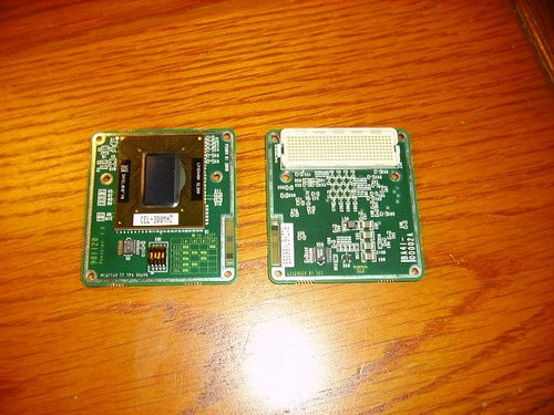 Intel  Celeron 300 Mhz 66Mhz buss 128 cash Mobil MCA