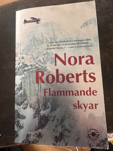 Flammande skyar