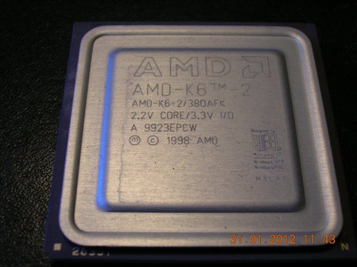 AMD K6-2 380 Mhz 95Mhz buss socket super 7