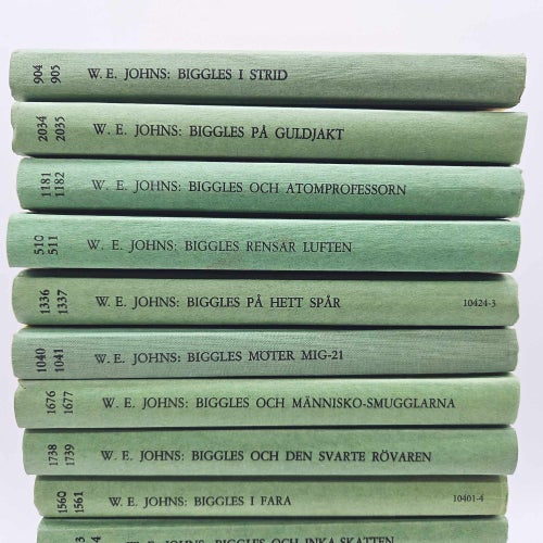 Biggles - bokpaket med 15 böcker