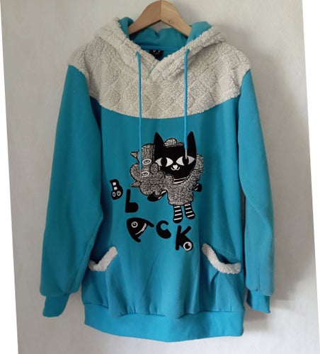 Mysig Turkos hoodie, storlek ca M