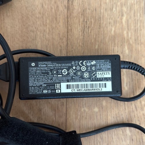 HP 65W Laptopladdare bärbar dator