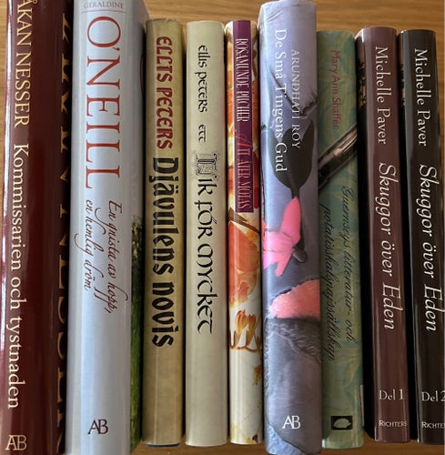 Bokpaket med 8 st blandade titlar: Nesser, O'Neill, Peters m.fl.