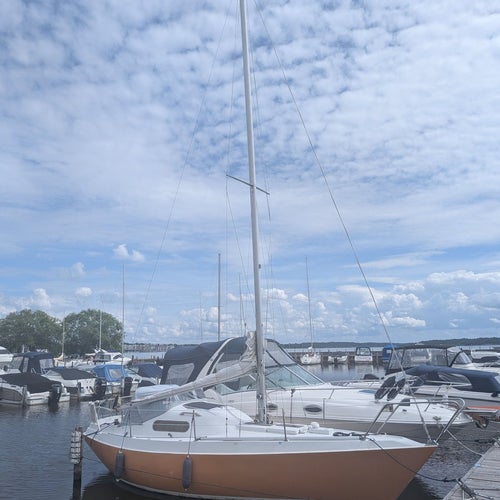 Jasmine 25 Segelbåt