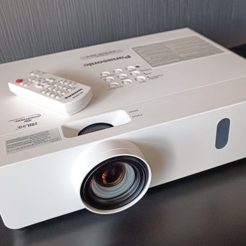 Panasonic PT-VX420 XGA-projektor