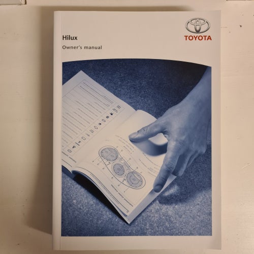 Toytota Hilux 2016 Owners Manual Ny