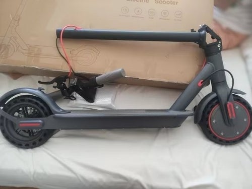 350W 36V 7,5Ah 31km/h elsparkcykel med 8,5 tums däck, vuxen elektrisk skoter