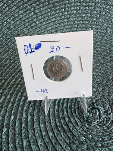 10 öre 1942- silver mynt-ÅUV- Se mina övriga 10 öringar.