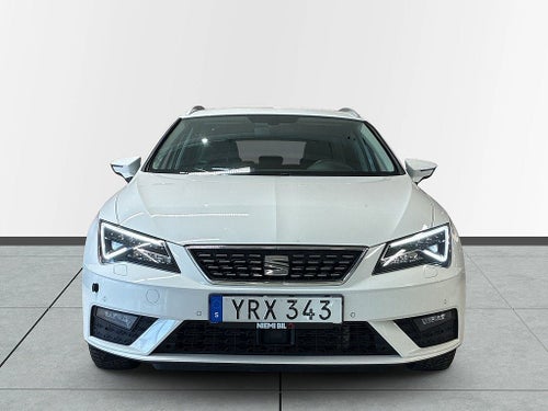 Seat Leon ST 2.0 TDI 4Drive Xcellence S&V-däck Drag Mvärme Bkamera
