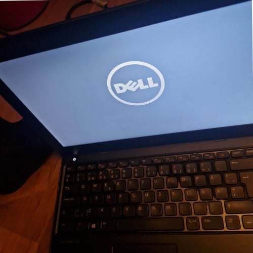 Dell Latitude 3330 – Vintage företagslaptop Startar Laddare ingår Retro teknik