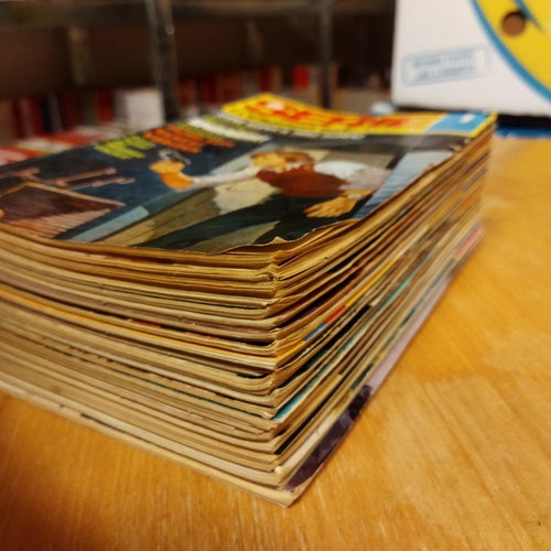 Samling Seriemagasinet 1985 flera nummer 21 styck mellan läs skick och Fine.