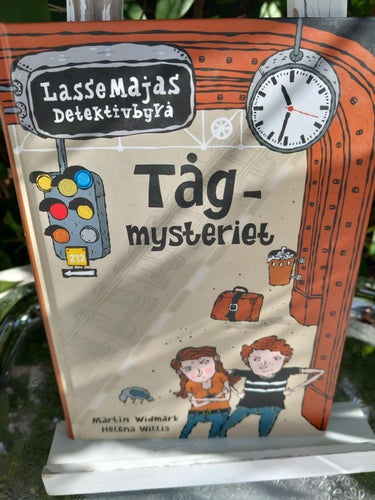 LasseMajas detektivbyrå Tåg mysteriet Martin Widmark Helena Willis