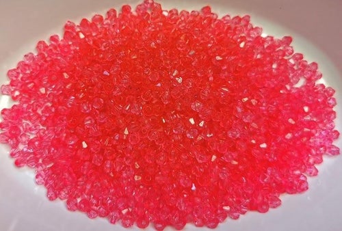 Superläckra Biconer i Akryl 4 mm rosa korall