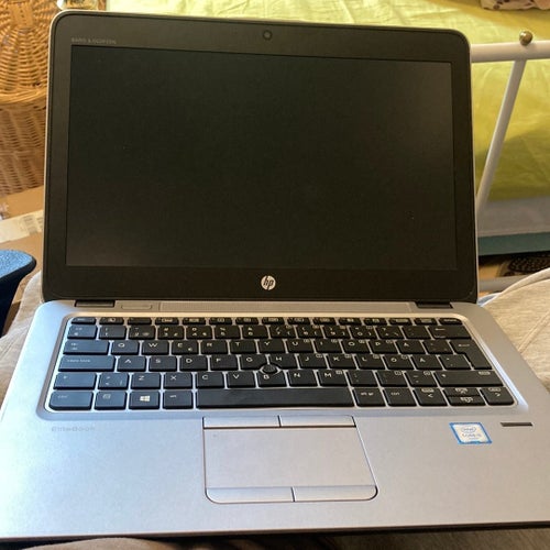 HP EliteBook 820 G3 (Intel Core i5-6200U / 8GB RAM / Bang & Olufsen) – Fullt fun