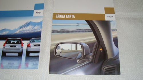 Volvo Broschyrer ! Bi-Fuel och Säkra Fakta ! V70 !
