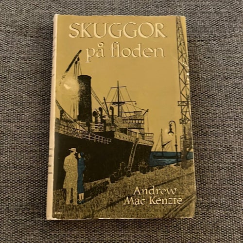 Skuggor på floden - Andrew Mac Kenzie