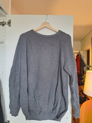 ZARA grå tröja, XL