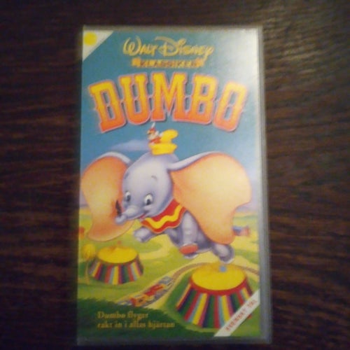 Disney Klassiker VHS - Dumbo, Svärdet i Stenen, Lyskompisarna
