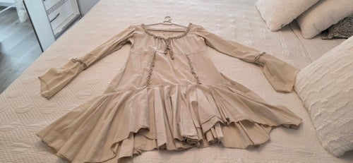 Cream beige klänning, storlek S, ny