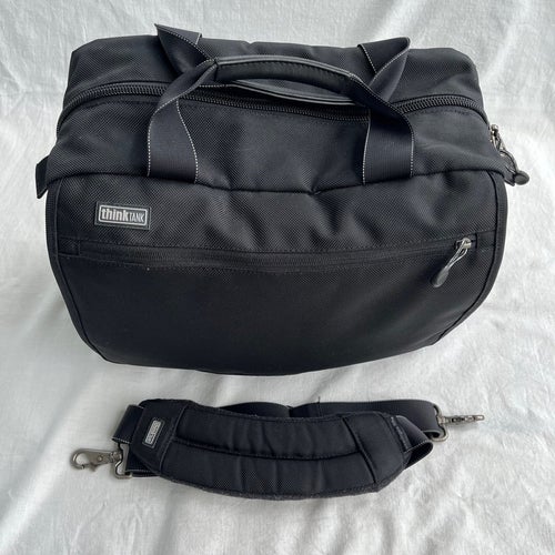 Think Tank Urban Disguise 70 Pro Svart Kameraväska