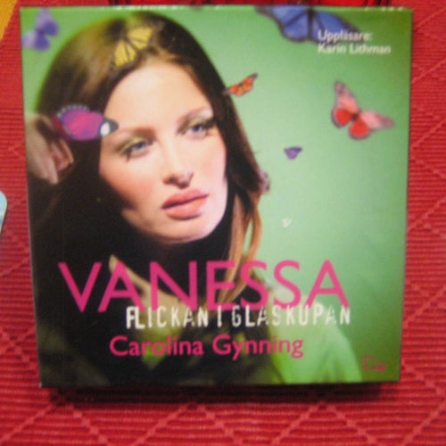Carolina Gynning: Vanessa - Flickan i Glaskupan (5 CD)