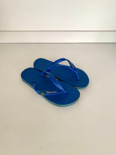Ipanema Flip-flops Blå Storlek 33/34 badskor tofflor slip in