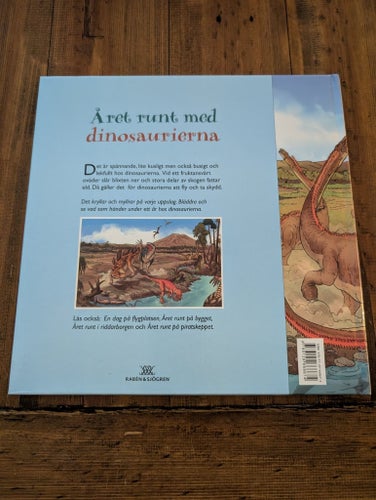 Året runt med dinosaurierna - Elisabeth Havercroft