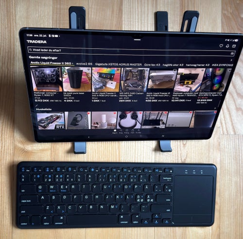 (1/4)Smidigt Ergonomiskt Kit: Trådlöst Tangentbord med Touchpad + Vikbart Stativ