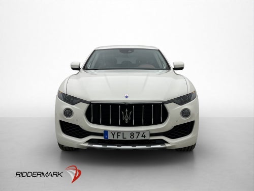 Maserati Levante Diesel Luftfjädring B&W Sportavgas Kamera
