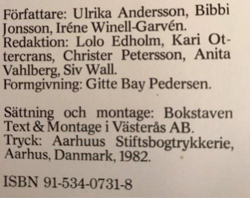 Handarbetsböckerna Ica stort & Smått till Hemmet stickat virkat sytt vävt 1982
