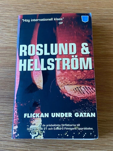 Roslund & Hellström - Flickan under gatan, pocket
