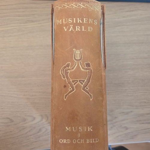 Musikens Värld - Musik i Ord och Bild av Kjell B. Sandved, 1955