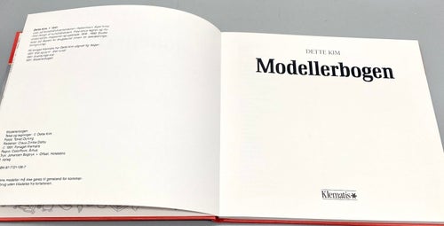 Modellerbogen av Dette Kim