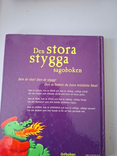 Den stora stygga sagoboken