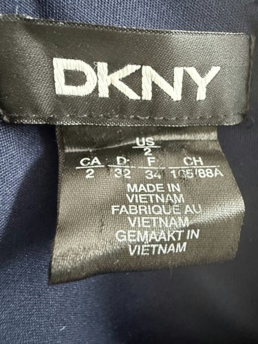 DKNY-klänning