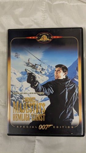 James Bond 007 DVD-filmer: I Hennes Majestäts Hemliga Tjänst, Leva och Låta Dö,