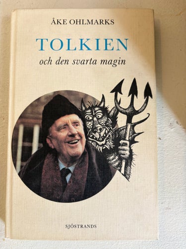 Tolkien och den svarta magin av Åke Ohlmarks, 1982