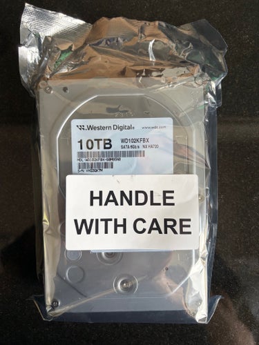 Western Digital WD102KFBX 10TB SATA Hårddisk