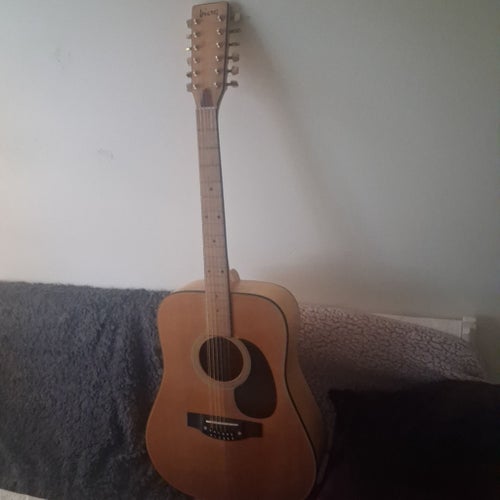 12-strängad Ibanez-akustisk gitarr Concord