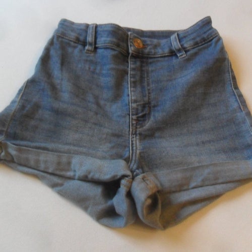 SKÖNA JEANS SHORTS ST. 32
