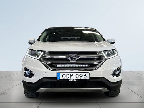 Ford Edge 2.0 AWD Titanium Drag/Kamera/S&V-Däck/Skinn/Pano/Elstol