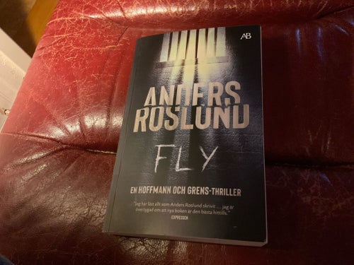 Fly av Anders Roslund